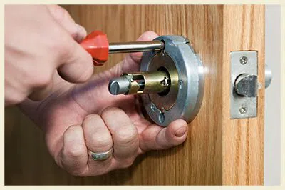 South Elgin IL Locksmith Store South Elgin, IL 847-957-1102 - 10-residential-lockouts